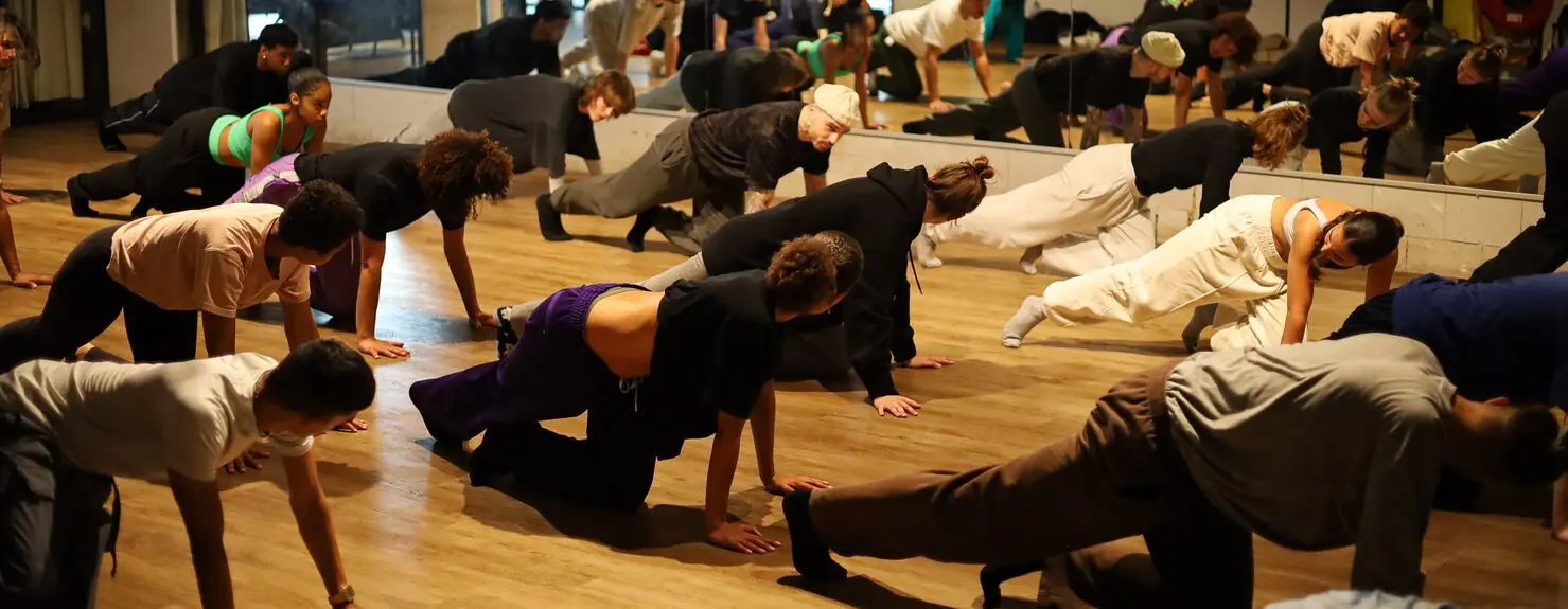 LowRes06_03_AOA_HR-229-cropped